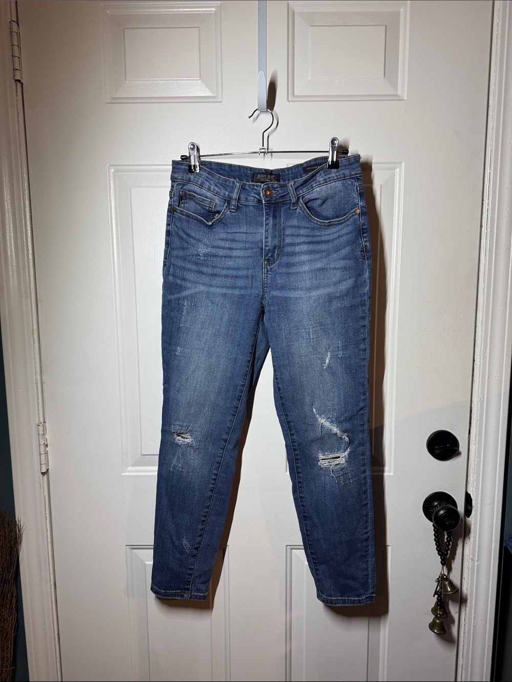 Judy Blue Distressed Blue Ankle Jeans